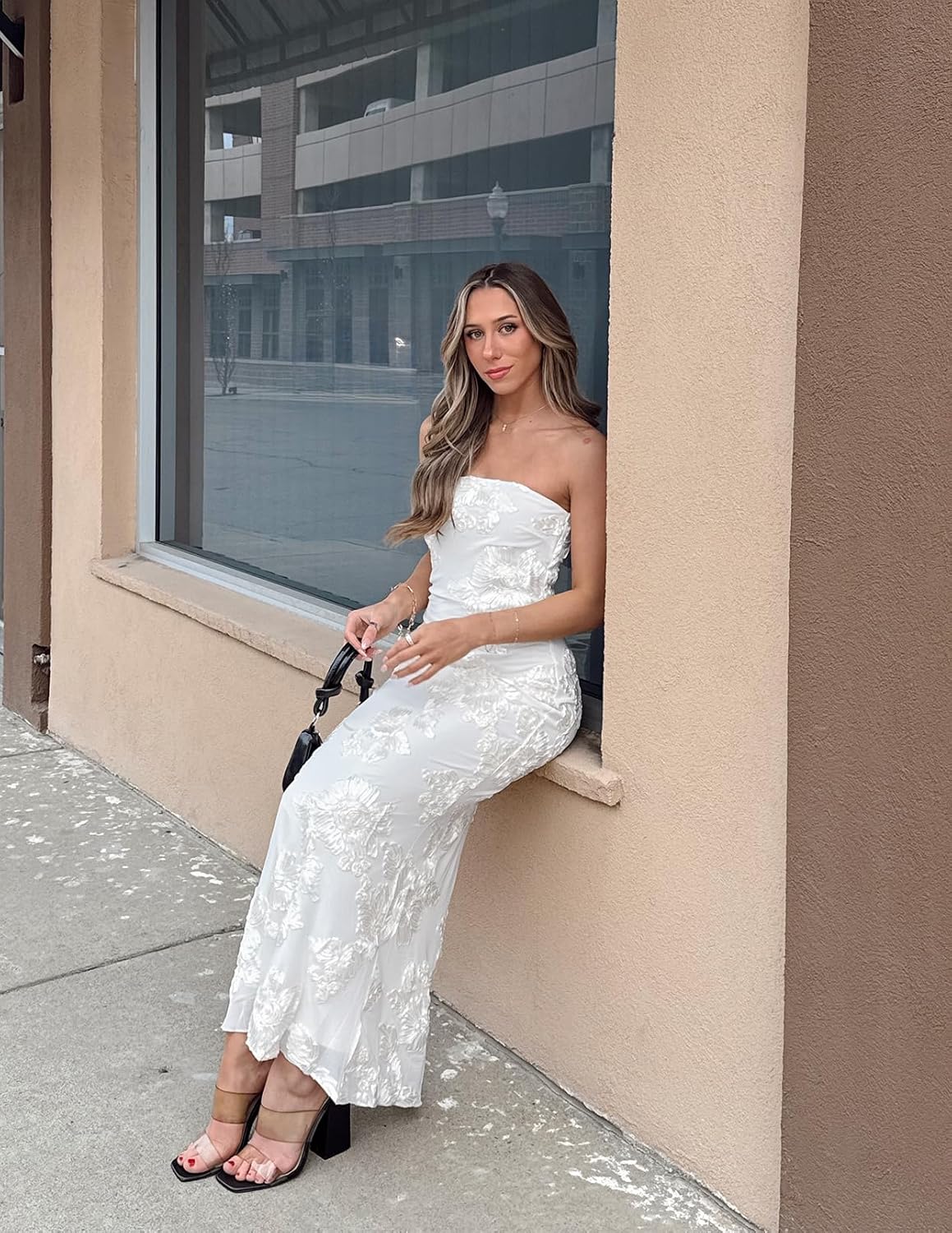 Strapless Mesh Bodycon Mermaid Floral Maxi Dress - White Close Up