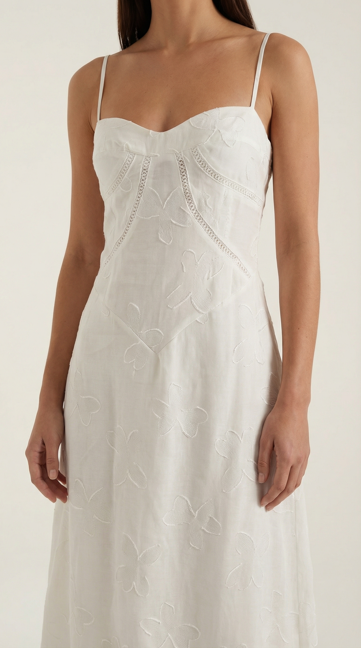 Nathalia Lace Maxi Dress — Women’s Sweetheart Floral Jacquard Strappy Bridal Wedding Gown Elegant Formal Dress