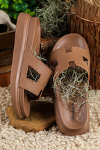 Chic Orthopedic Women's Slippers with Trendy Cut-Out Design | Stylish Comfort for Everyday Wear