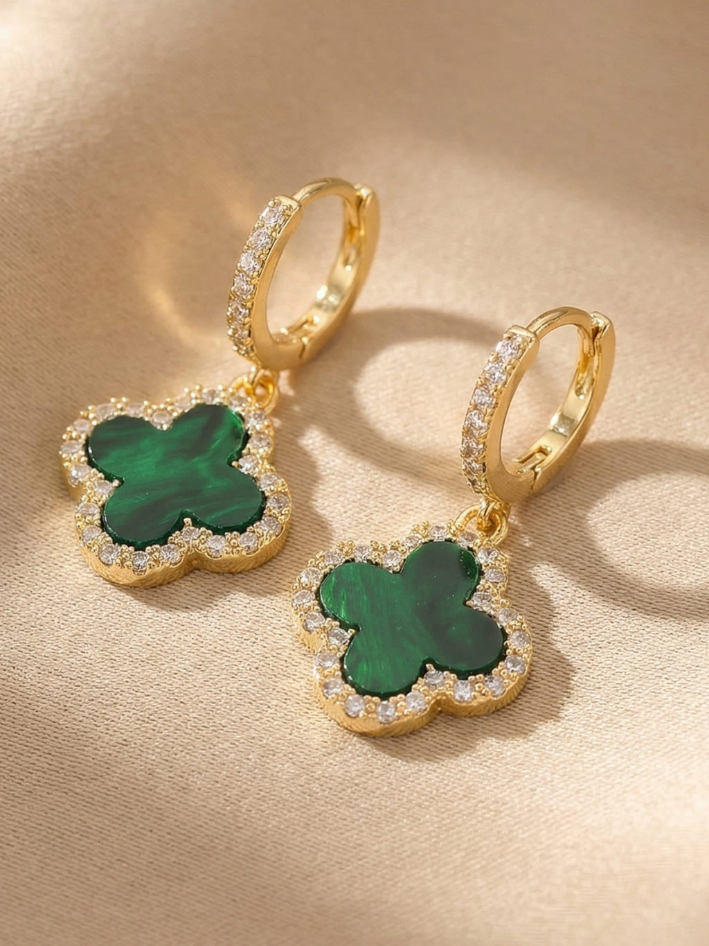Clara Collection | Gold Clover Earrings with Symbolic Design | Stylish Accessory for Women