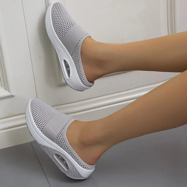 Comfort Haven | Orthopedic Breathable Slippers with Cushioned Insole | Supportive Footwear for Relaxation and Foot Health
