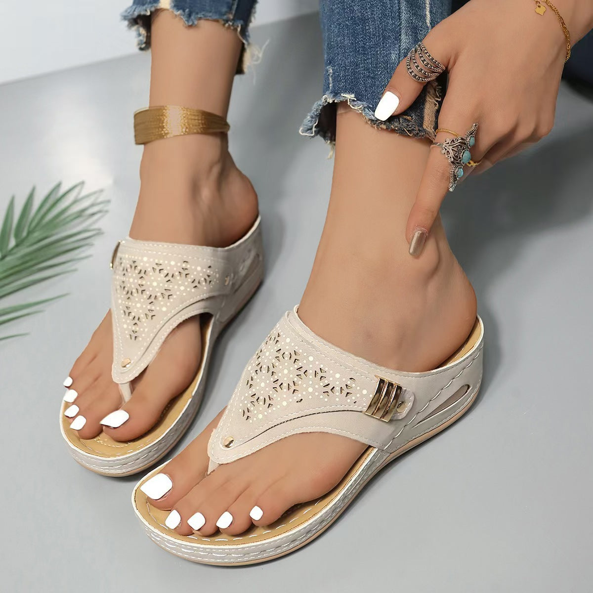 Comfort Step | Best Walking Sandals for Women with Arch Support | Adjustable Straps for All-Day Comfort