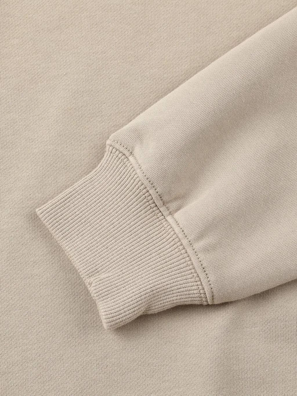 Mens oversized hoodie front pocket detail