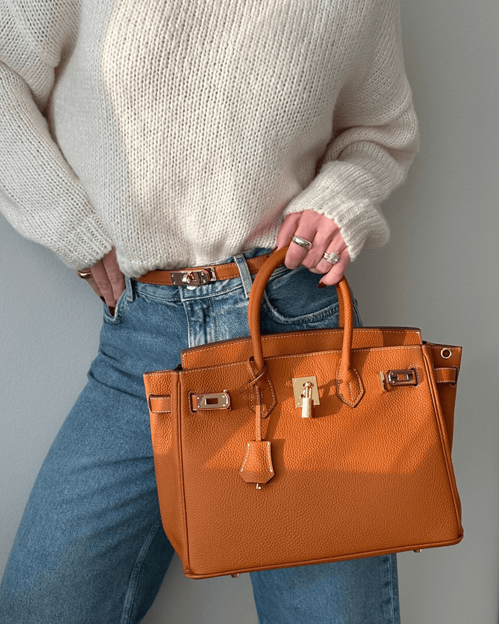 Chic Spacious Leather Handbag perfect for summer