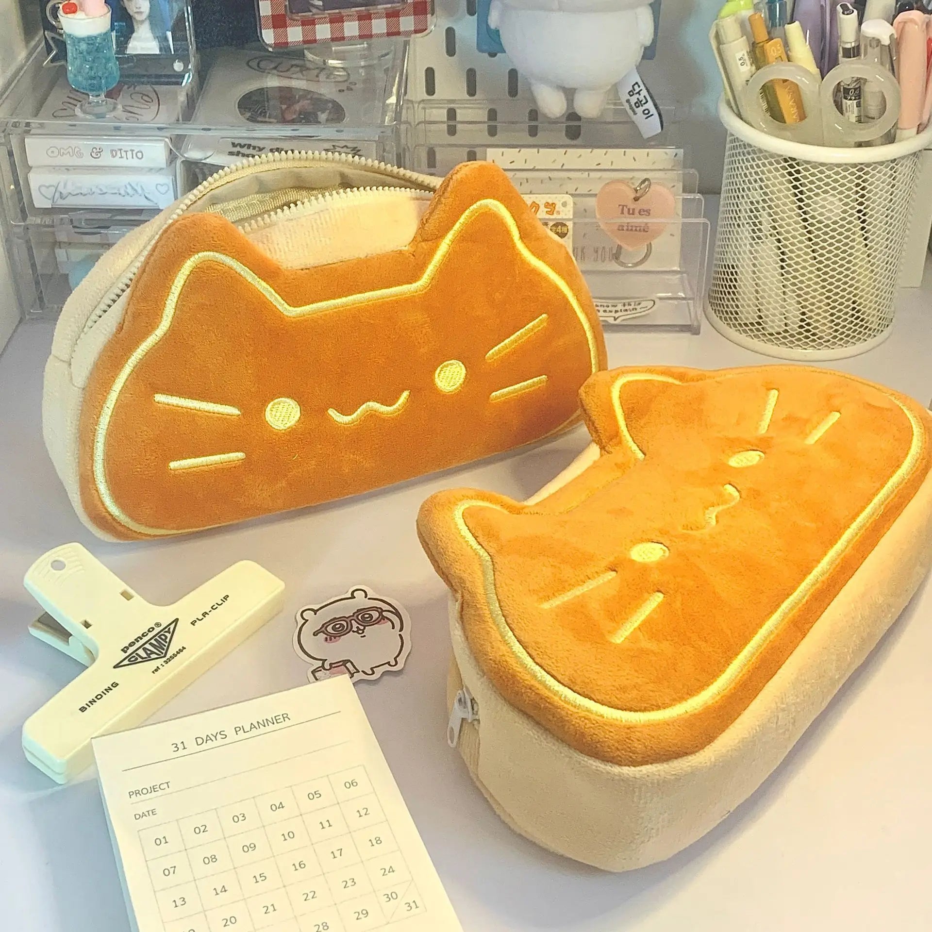 Plush Pen Case Pouch with Large Capacity & Cute Design for School Supplies