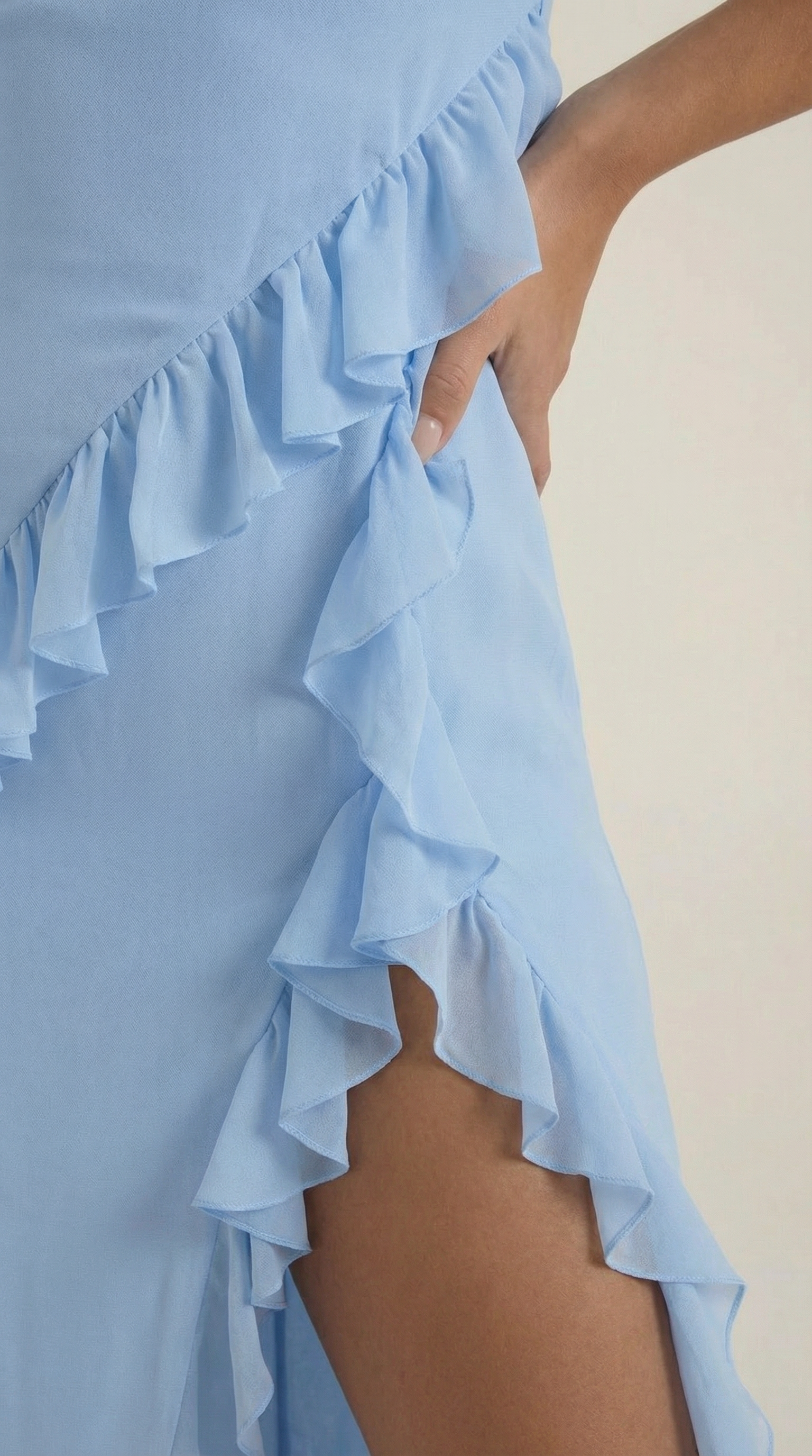 Women’s Ruffled Maxi Dress – Square Neck Bodycon Evening Gown with High Slit Formal Dress