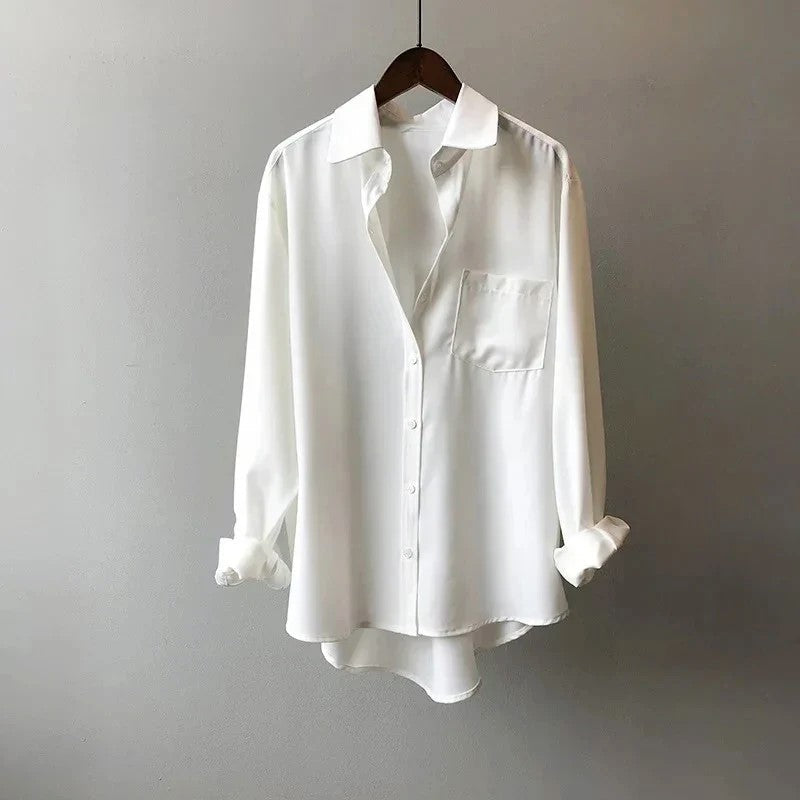 Women's Relaxed Fit Button-Up Shirt — Casual Long Sleeve Shirt with Chest Pocket, Everyday Smart Casual Top