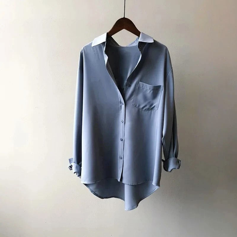 Women's Relaxed Fit Button-Up Shirt — Casual Long Sleeve Shirt with Chest Pocket, Everyday Smart Casual Top