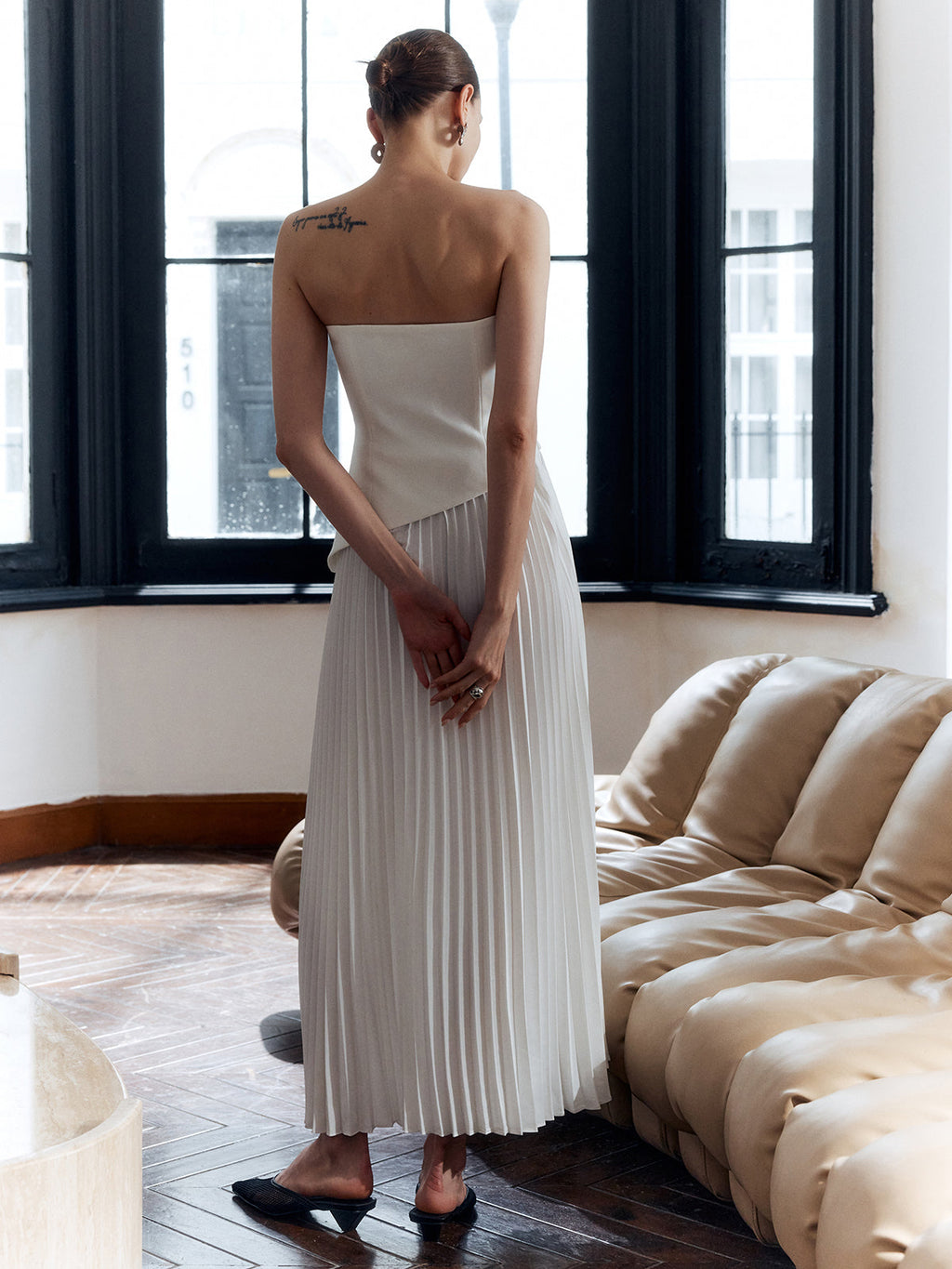 Women’s Sleeveless Pleated Maxi Dress – Collarless Slim Fit with Side Slit