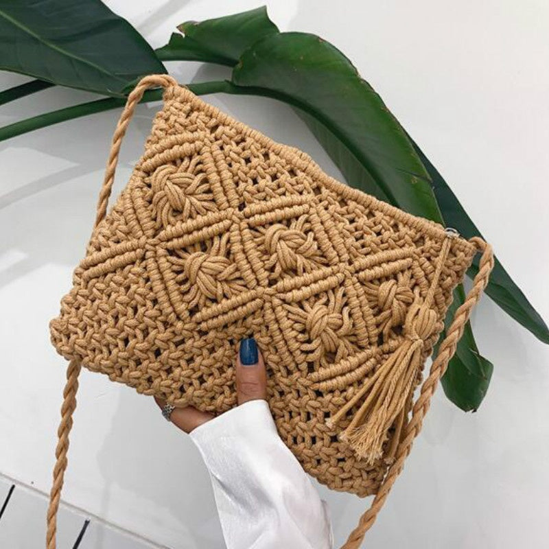 Woven Shoulder Bag for Women with Trendy Boho Design | Stylish Accessory for Every Occasion