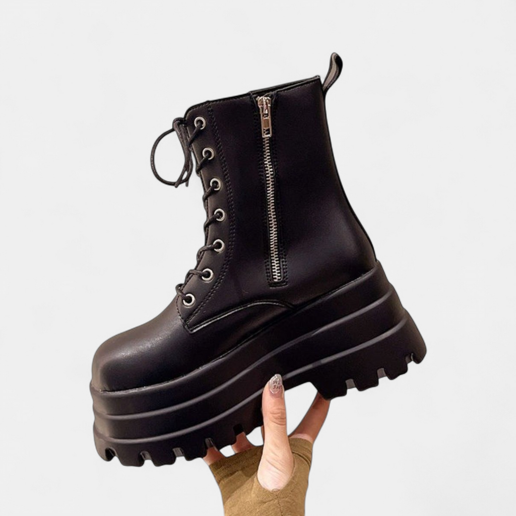 Combat platform boot lug sole detail