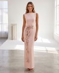 Meerjungfrau-Abendkleid – U-Boot-Ausschnitt, florale Details